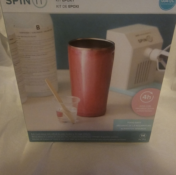 Spin It epoxy kit and tumbler turner - Picture 7 of 9